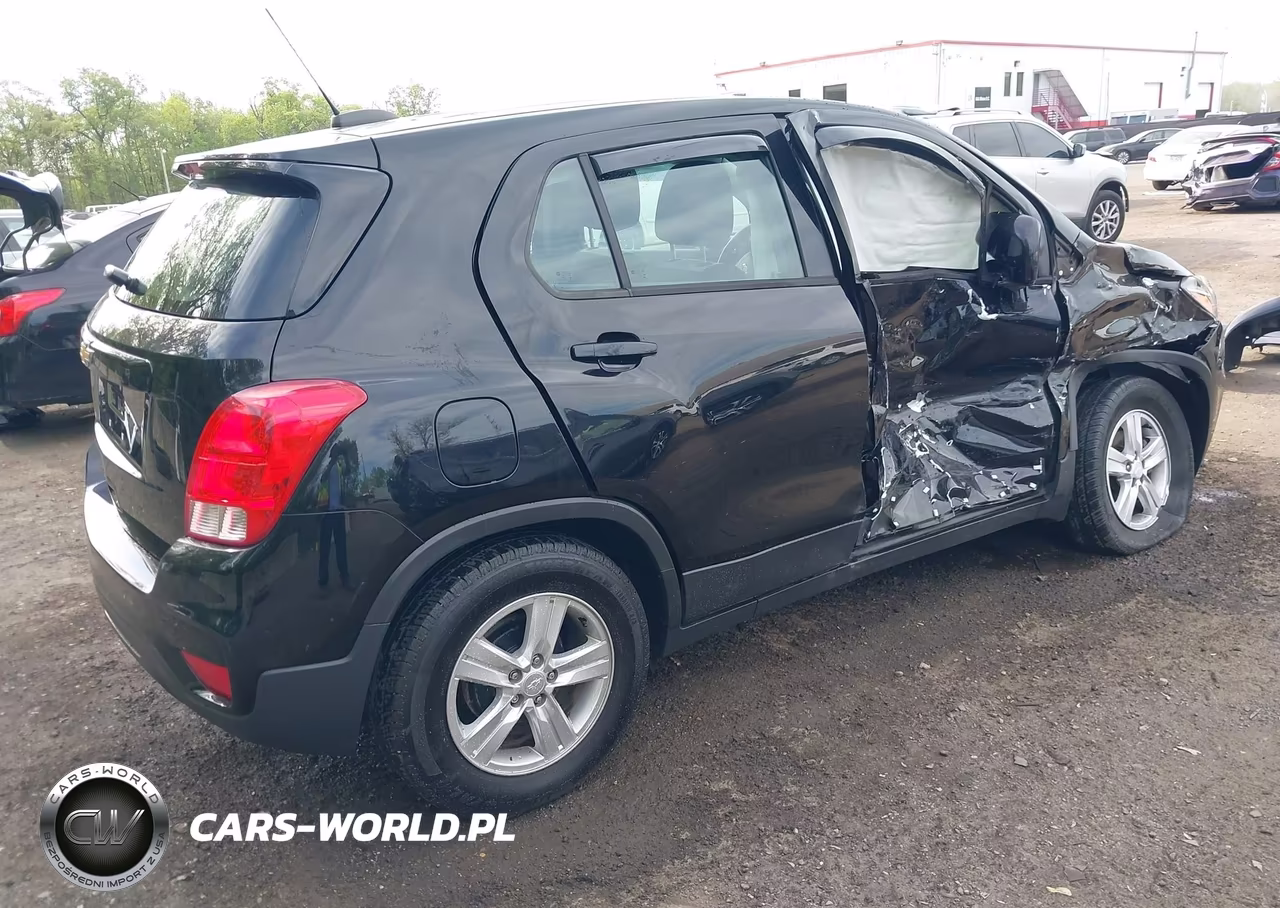 2019 Chevrolet Trax Ls VIN:3GNCJKSBXKL369384 - 4
