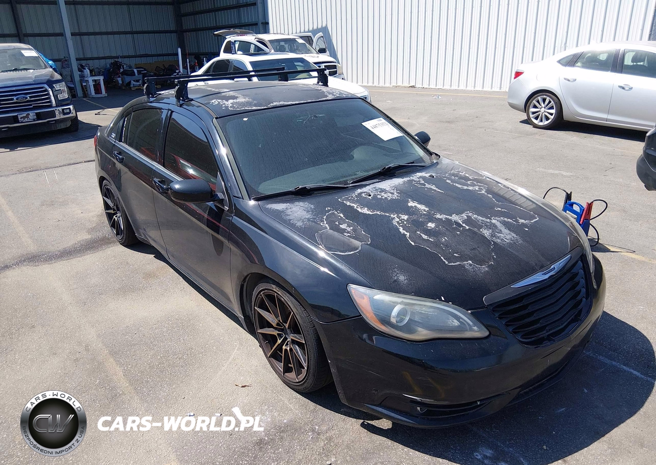 2014 Chrysler 200 Touring