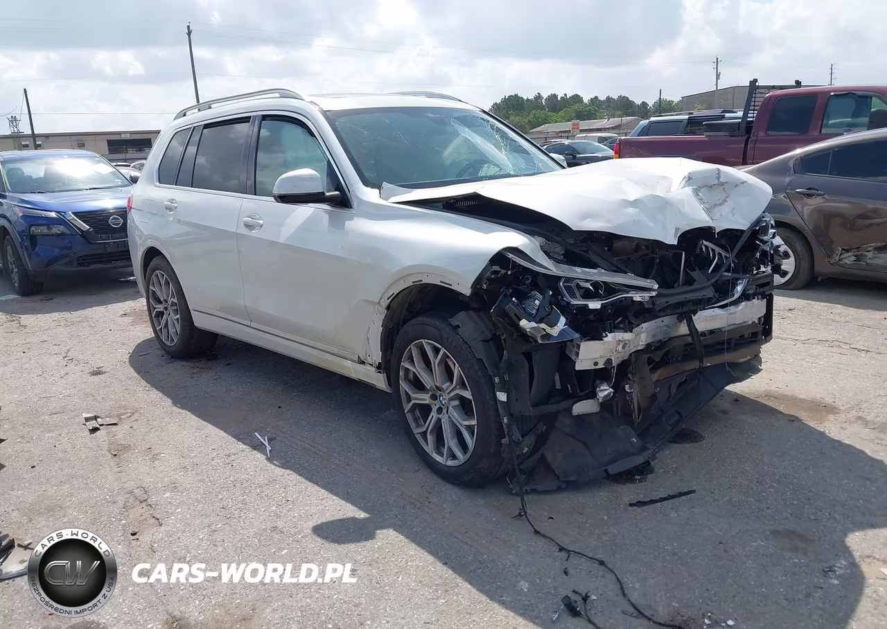 2021 BMW X7 xDrive40I – zdjęcie 1 z 17
