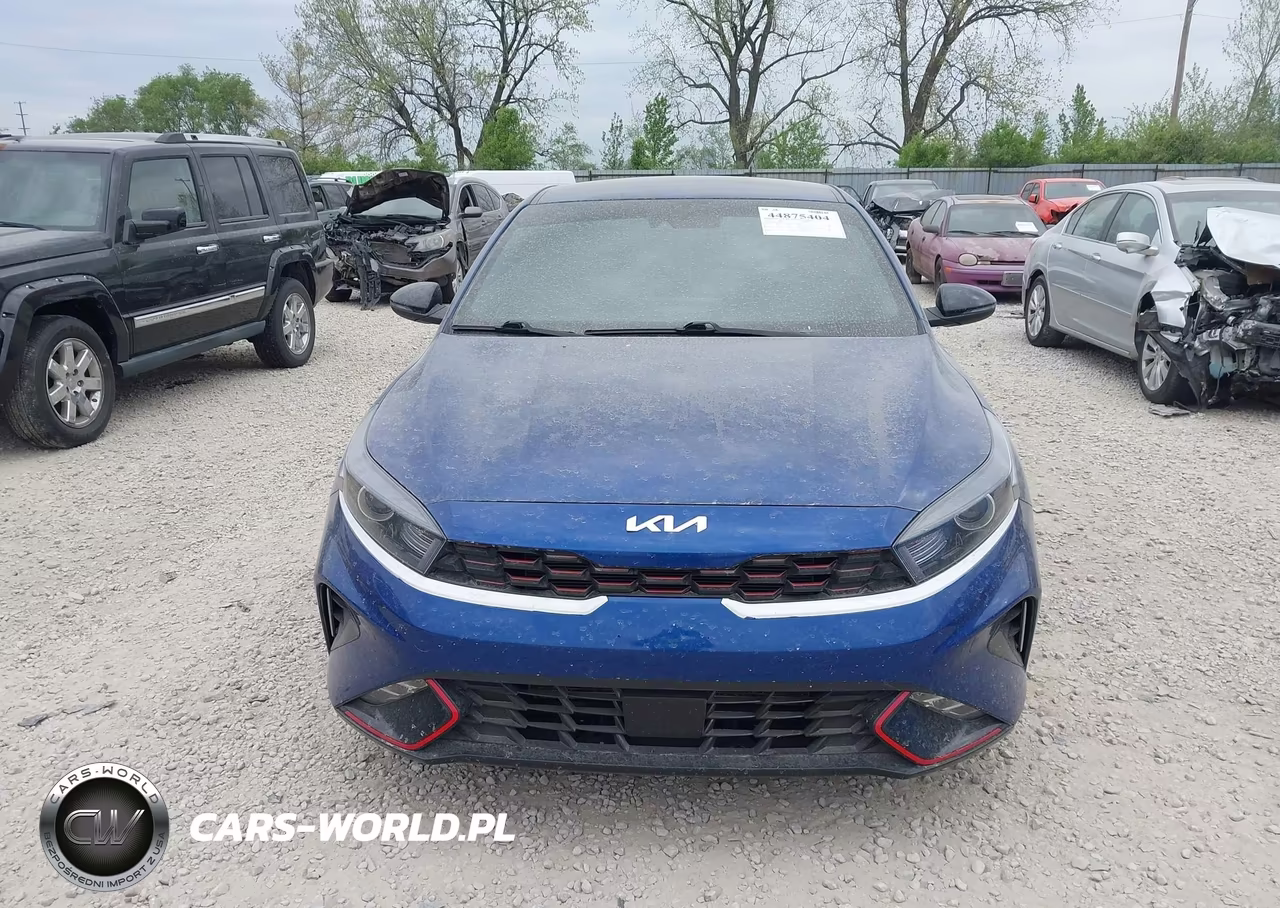 2024 Kia Forte Gt-Line VIN:3KPF54AD9RE782243 - 12