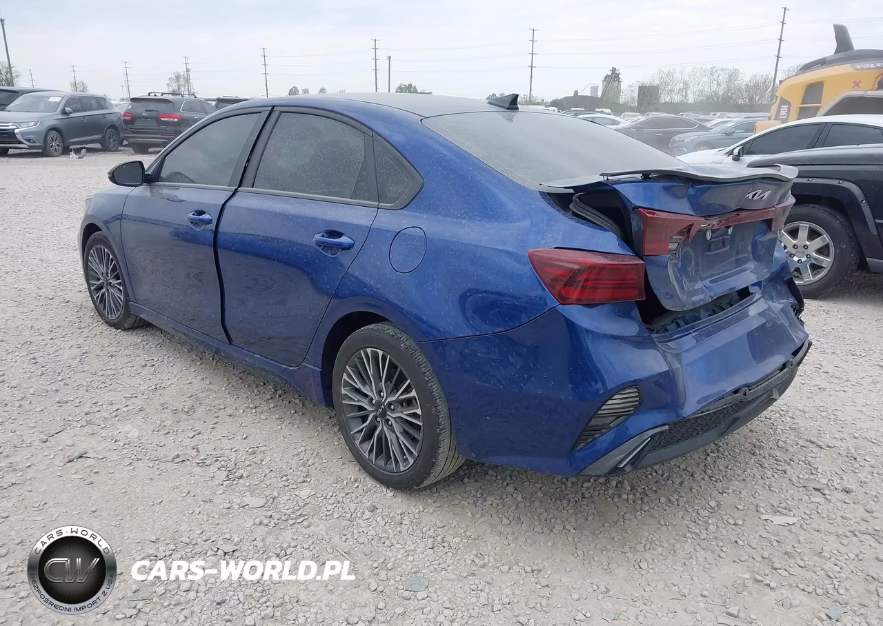 2024 Kia Forte Gt-Line VIN:3KPF54AD9RE782243 - 3