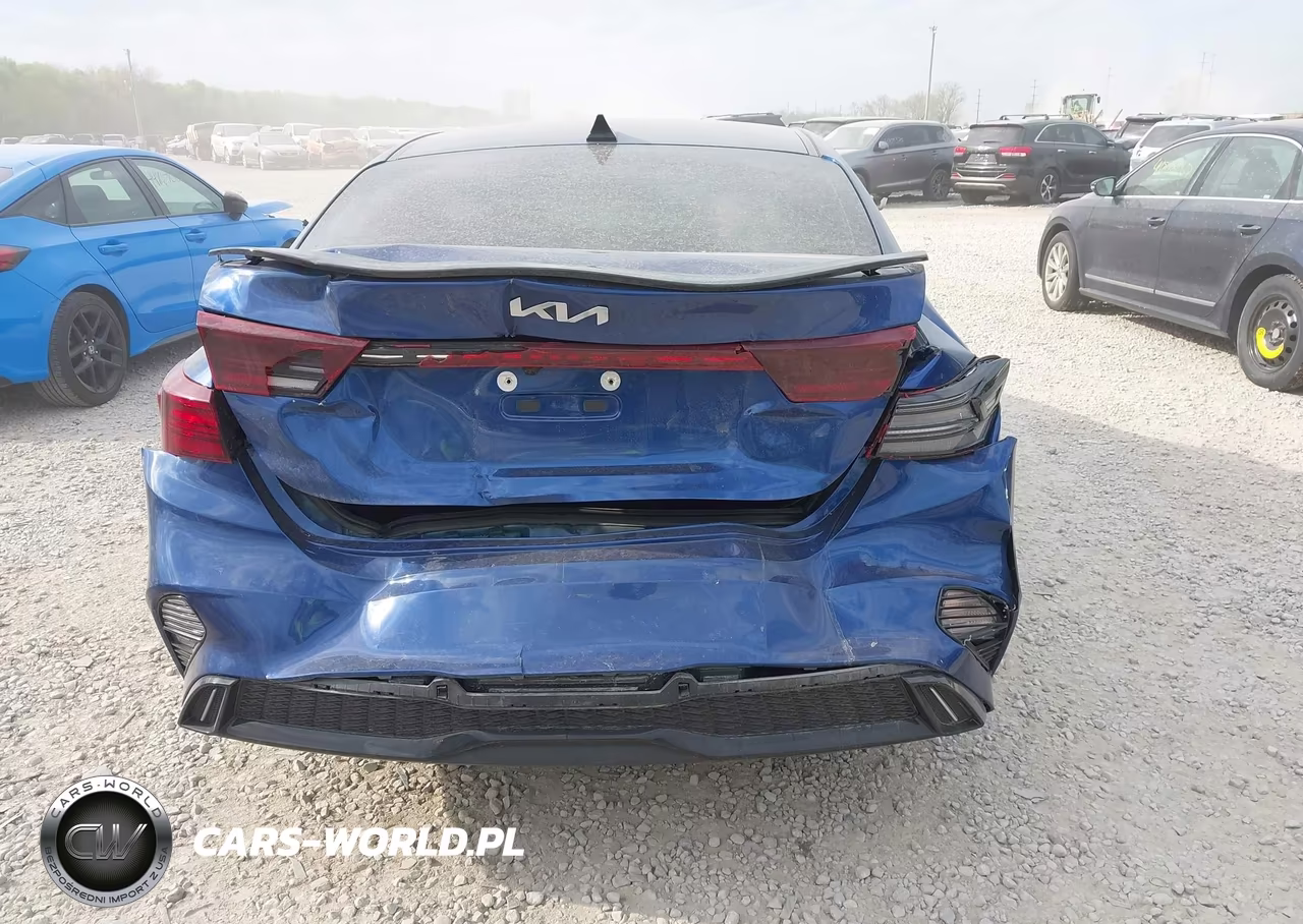 2024 Kia Forte Gt-Line VIN:3KPF54AD9RE782243 - 6