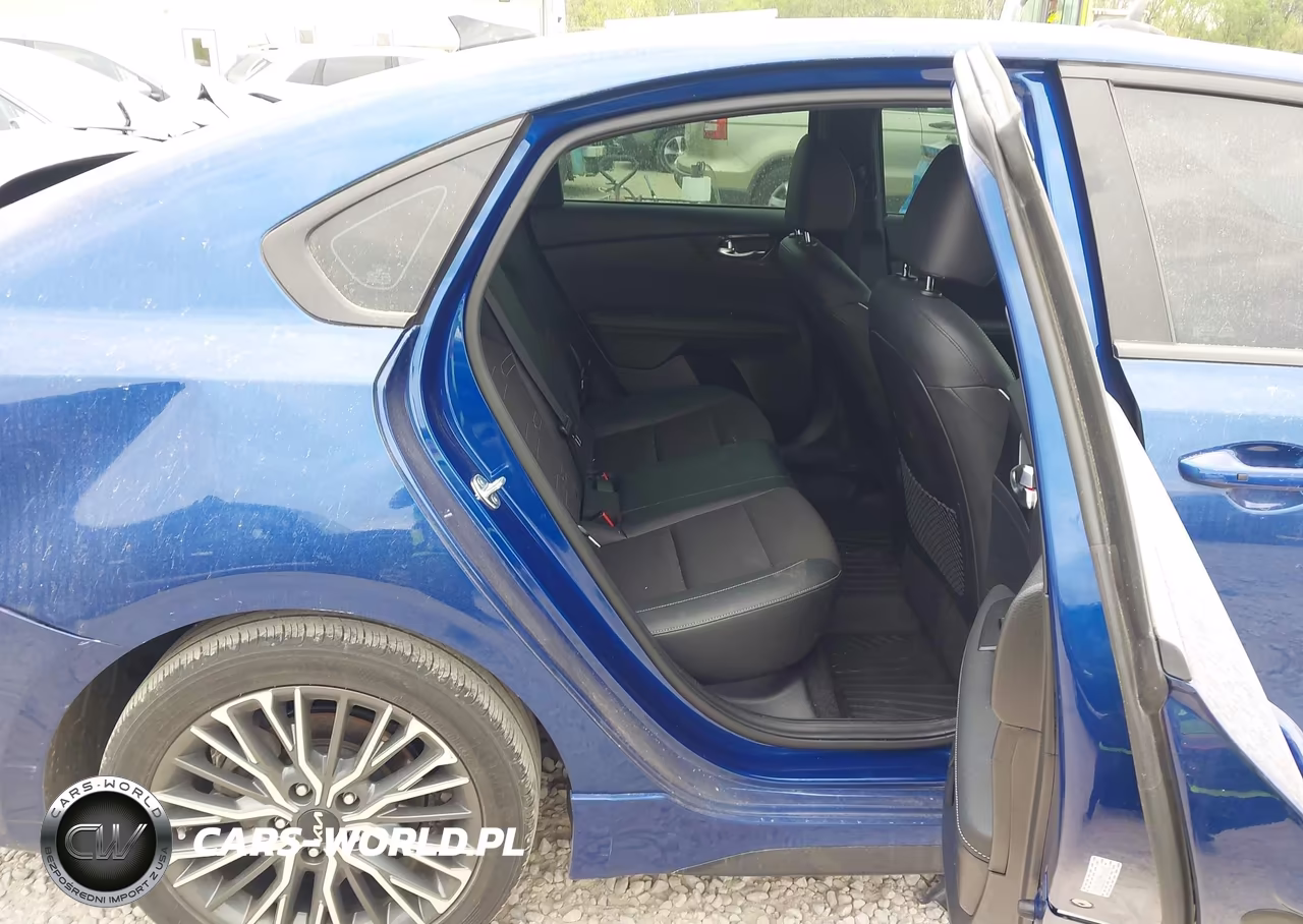 2024 Kia Forte Gt-Line VIN:3KPF54AD9RE782243 - 8