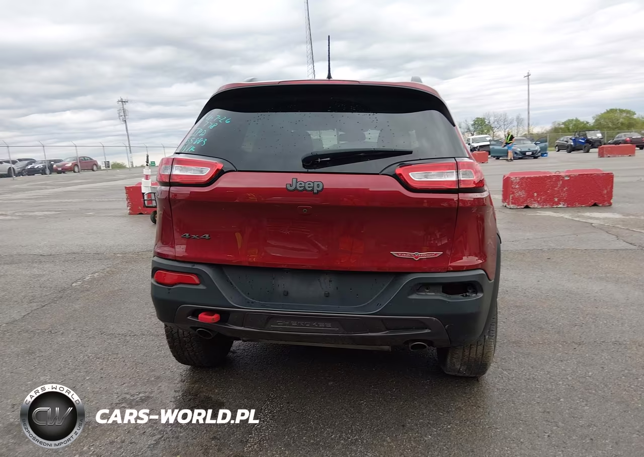 2016 Jeep Cherokee Trailhawk VIN:1C4PJMBS2GW335883 - 16