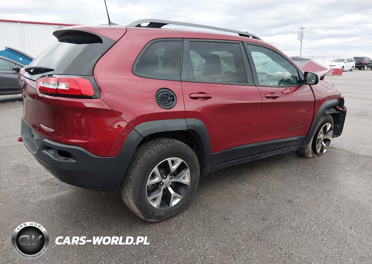 2016 Jeep Cherokee Trailhawk VIN:1C4PJMBS2GW335883 - 4
