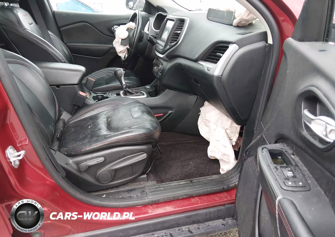 2016 Jeep Cherokee Trailhawk VIN:1C4PJMBS2GW335883 - 5