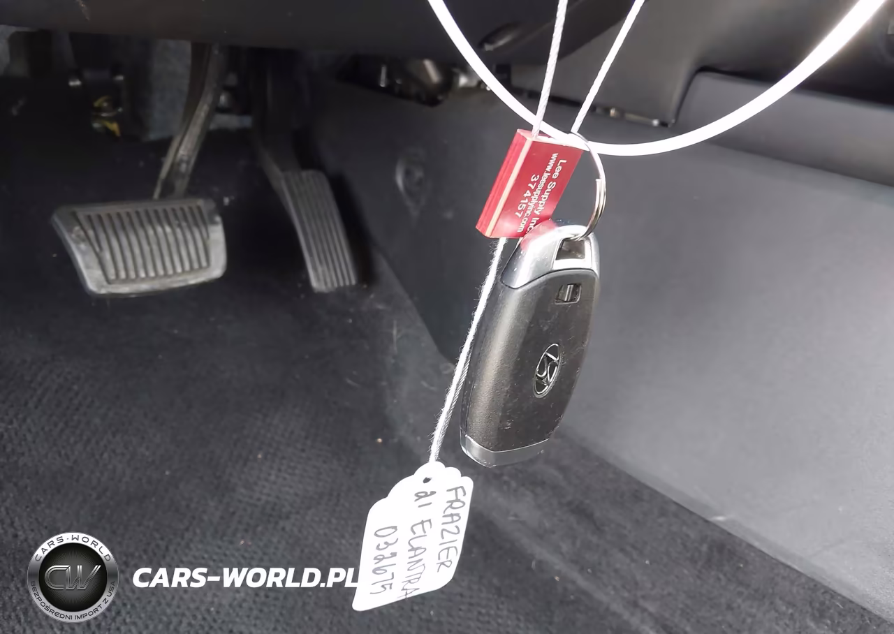 2021 Hyundai Elantra Sel VIN:5NPLS4AG0MH032675 - 11