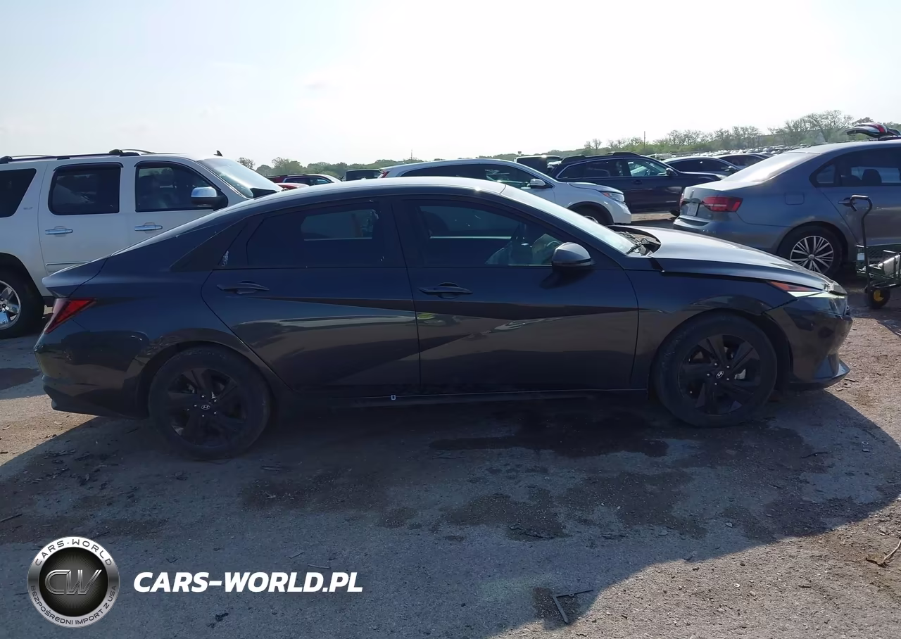 2021 Hyundai Elantra Sel VIN:5NPLS4AG0MH032675 - 13
