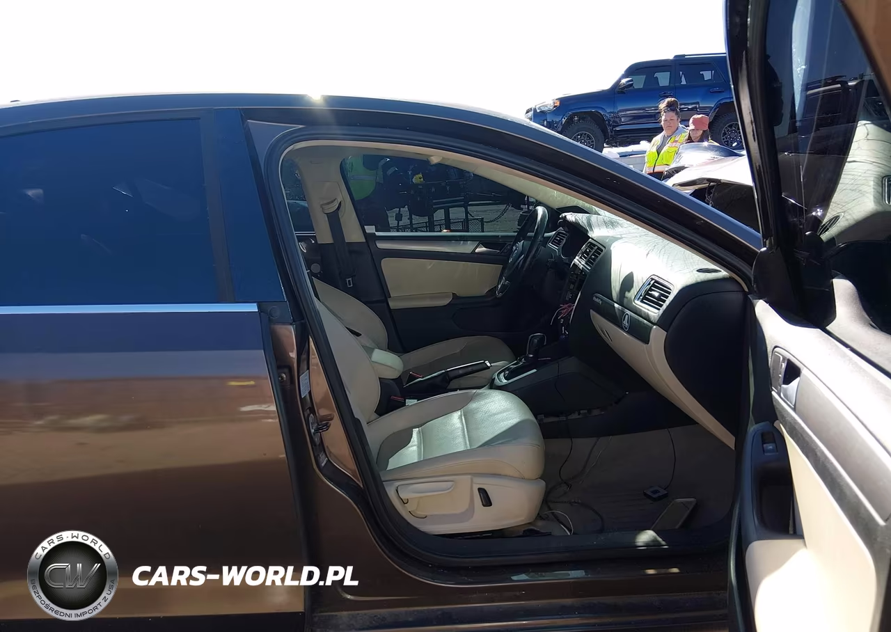 2014 Volkswagen Jetta 2.0L Tdi VIN:3VWLL7AJXEM369857 - 5