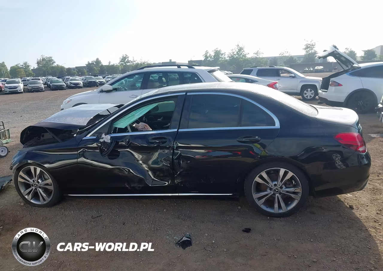 2017 Mercedes-Benz C 300 VIN:55SWF4JB9HU218062 - 15