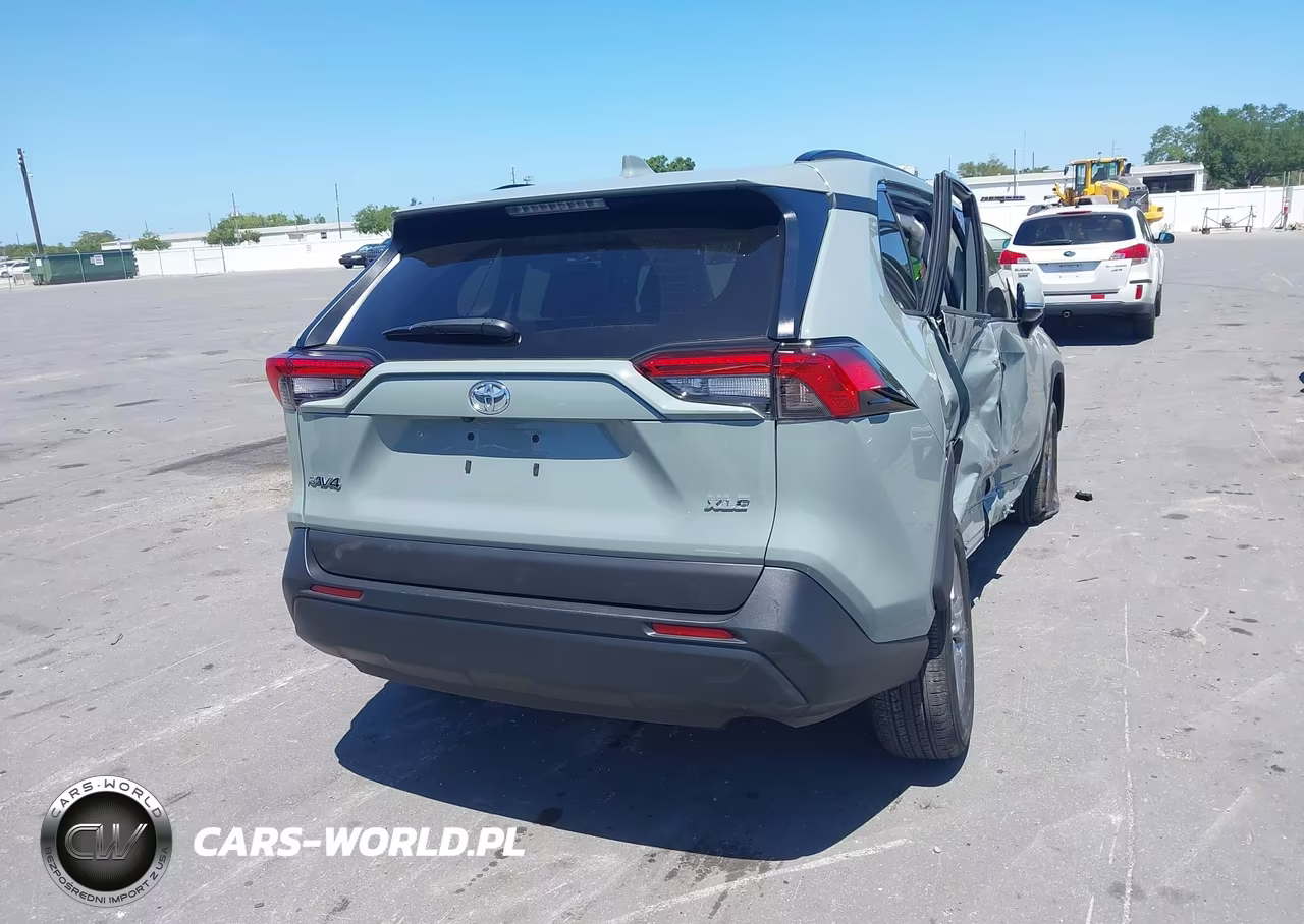 2023 Toyota Rav4 Xle VIN:2T3W1RFVXPW270616 - 4