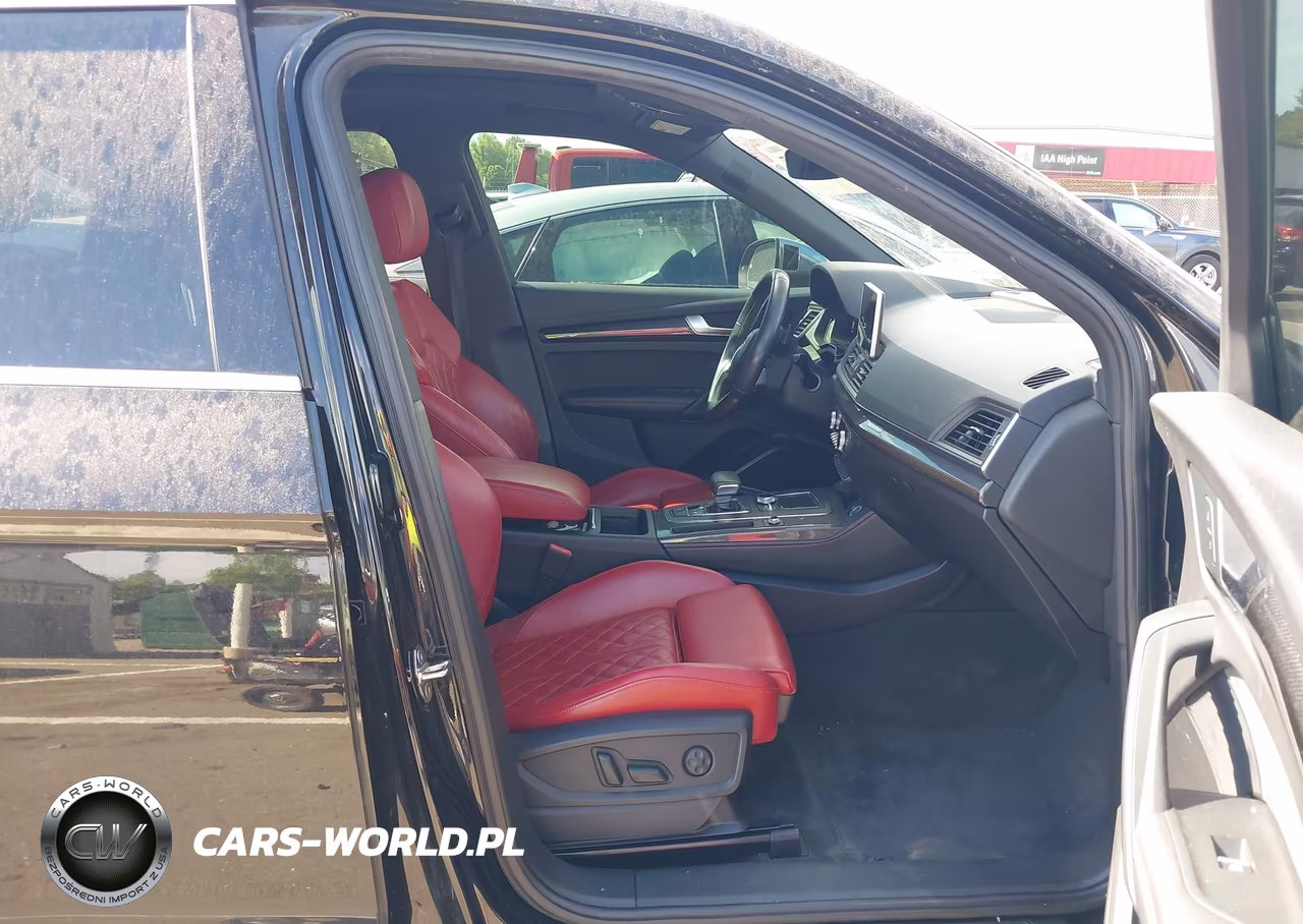 2018 Audi Sq5 3.0T Premium Plus VIN:WA1C4AFY6J2083325 - 5