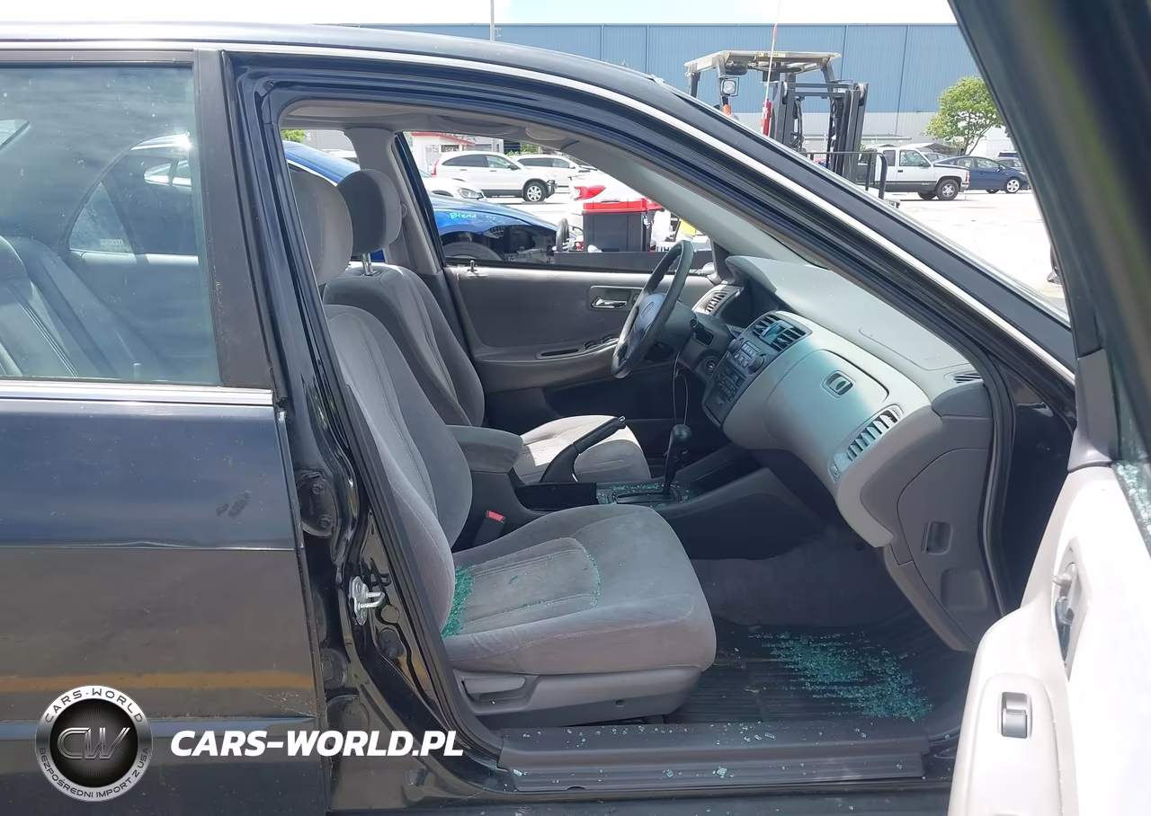 2000 Honda Accord 2.3 Lx VIN:3HGCG6652YG705910 - 5