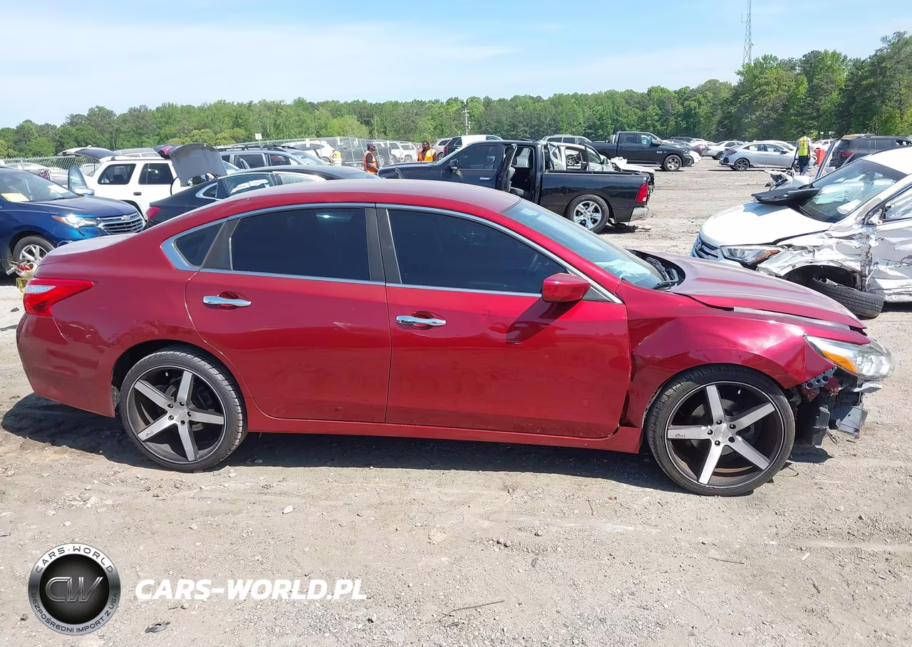 2016 Nissan Altima 2.5 S VIN:1N4AL3AP3GN358690 - 14