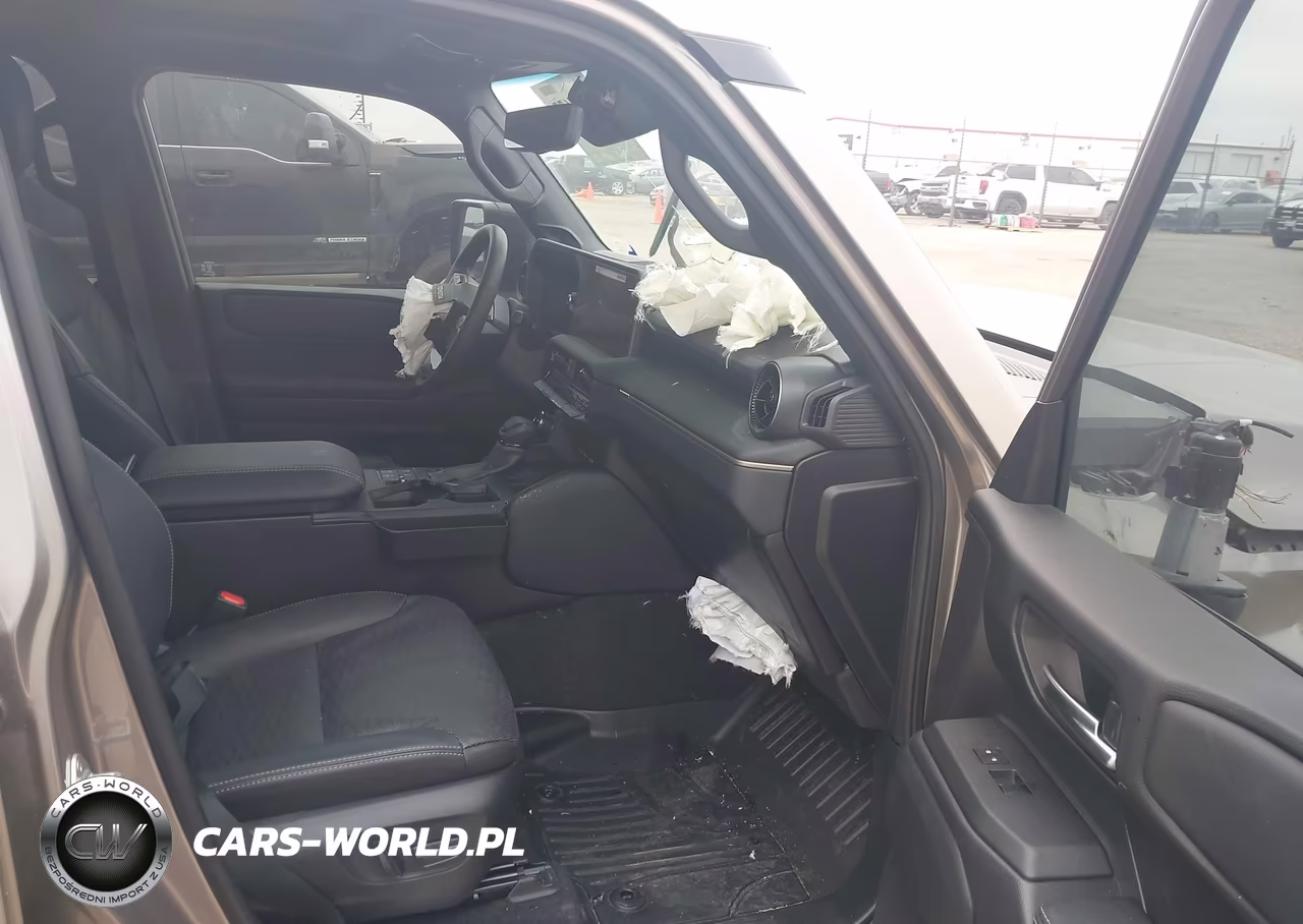 2025 Toyota Land Cruiser VIN:JTEABFAJXS5014854 - 5