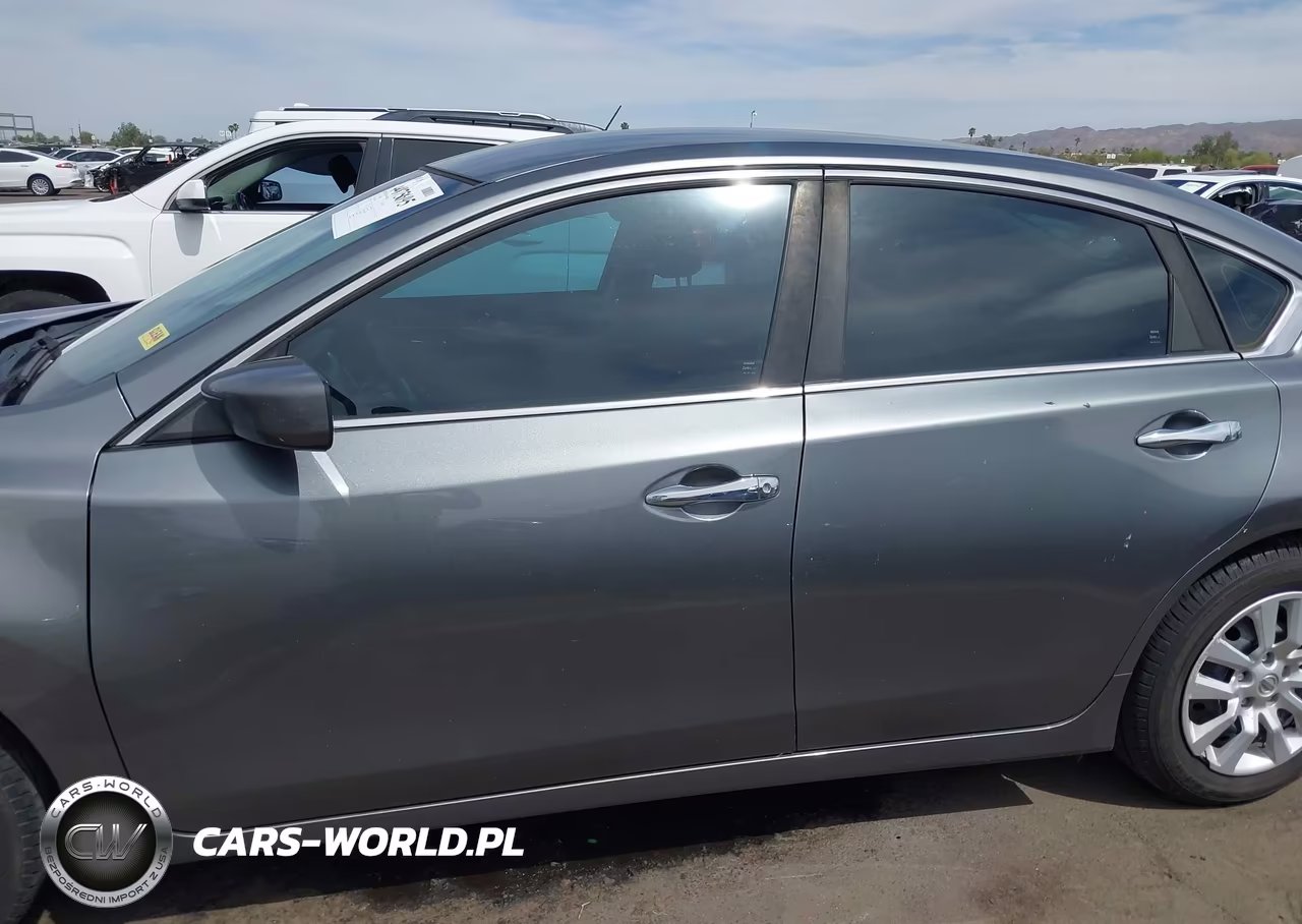2016 Nissan Altima 2.5 S VIN:1N4AL3AP4GN377507 - 14