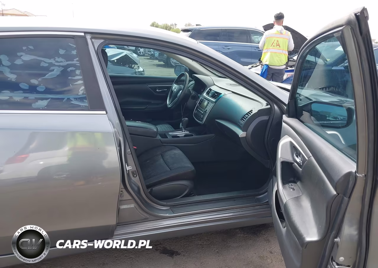 2016 Nissan Altima 2.5 S VIN:1N4AL3AP4GN377507 - 5