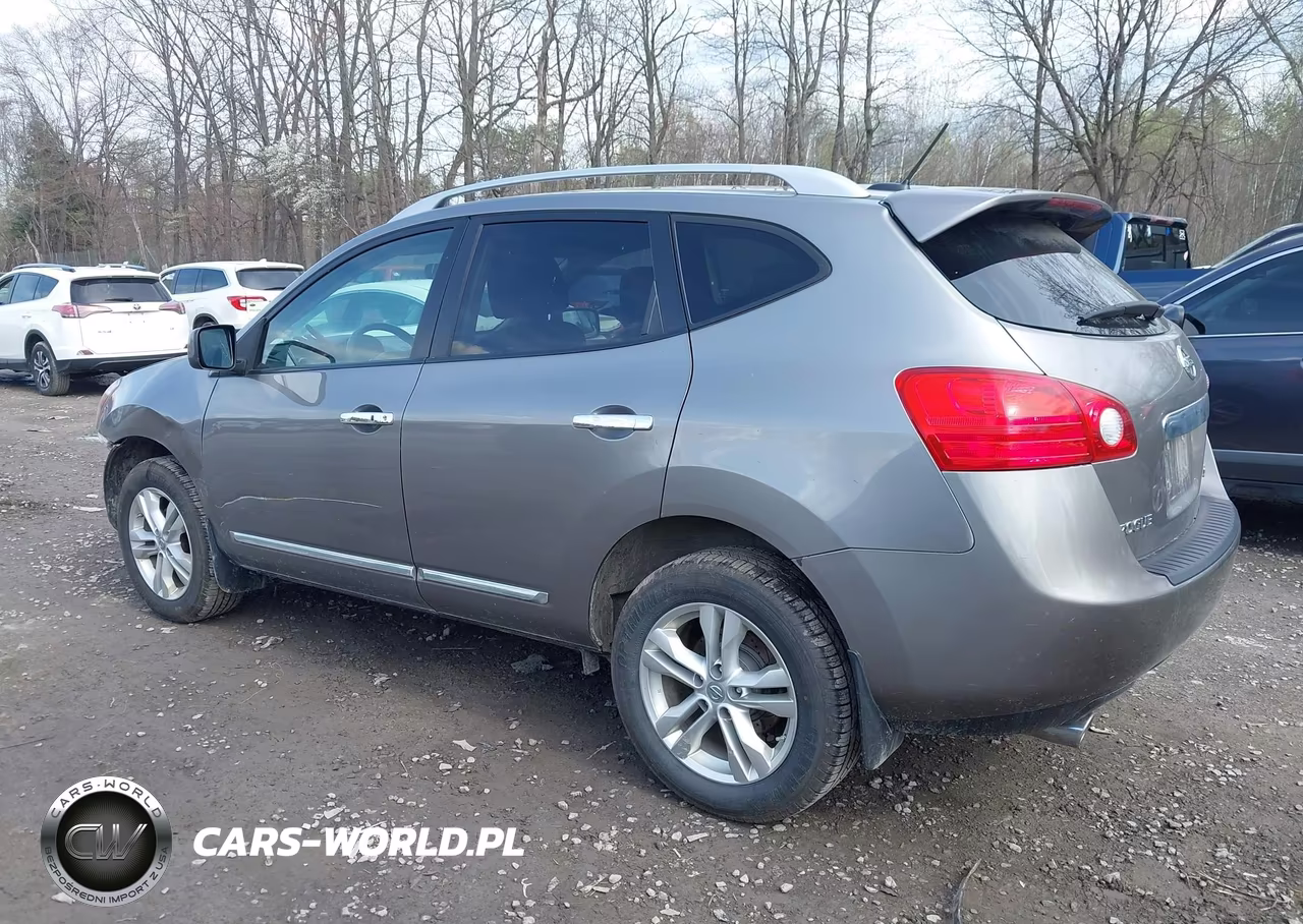 2013 Nissan Rogue Sv VIN:JN8AS5MVXDW137178 - 3