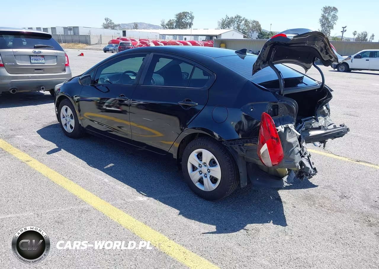 2017 Kia Forte Lx VIN:3KPFK4A7XHE043853 - 3