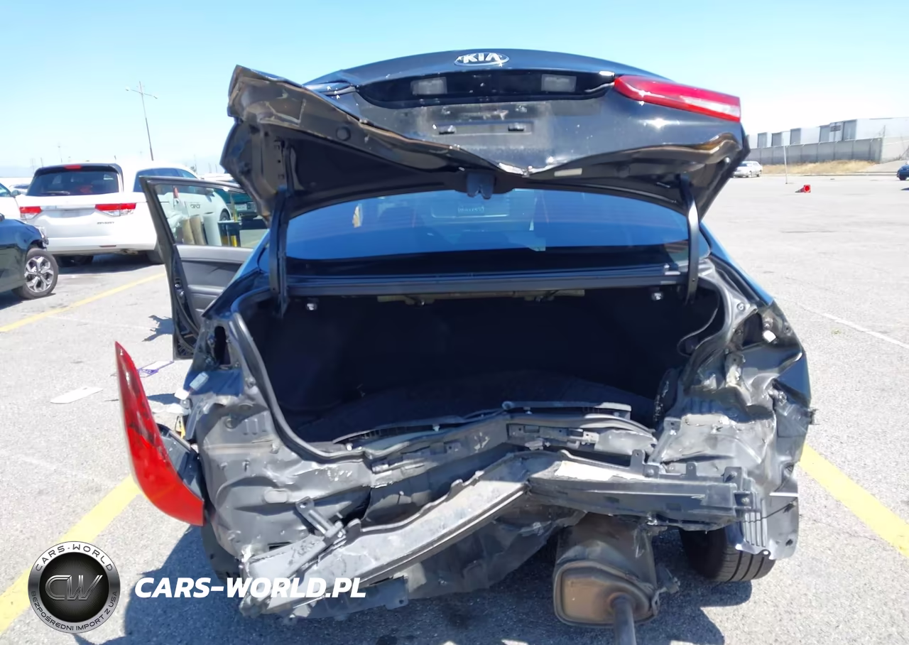 2017 Kia Forte Lx VIN:3KPFK4A7XHE043853 - 6