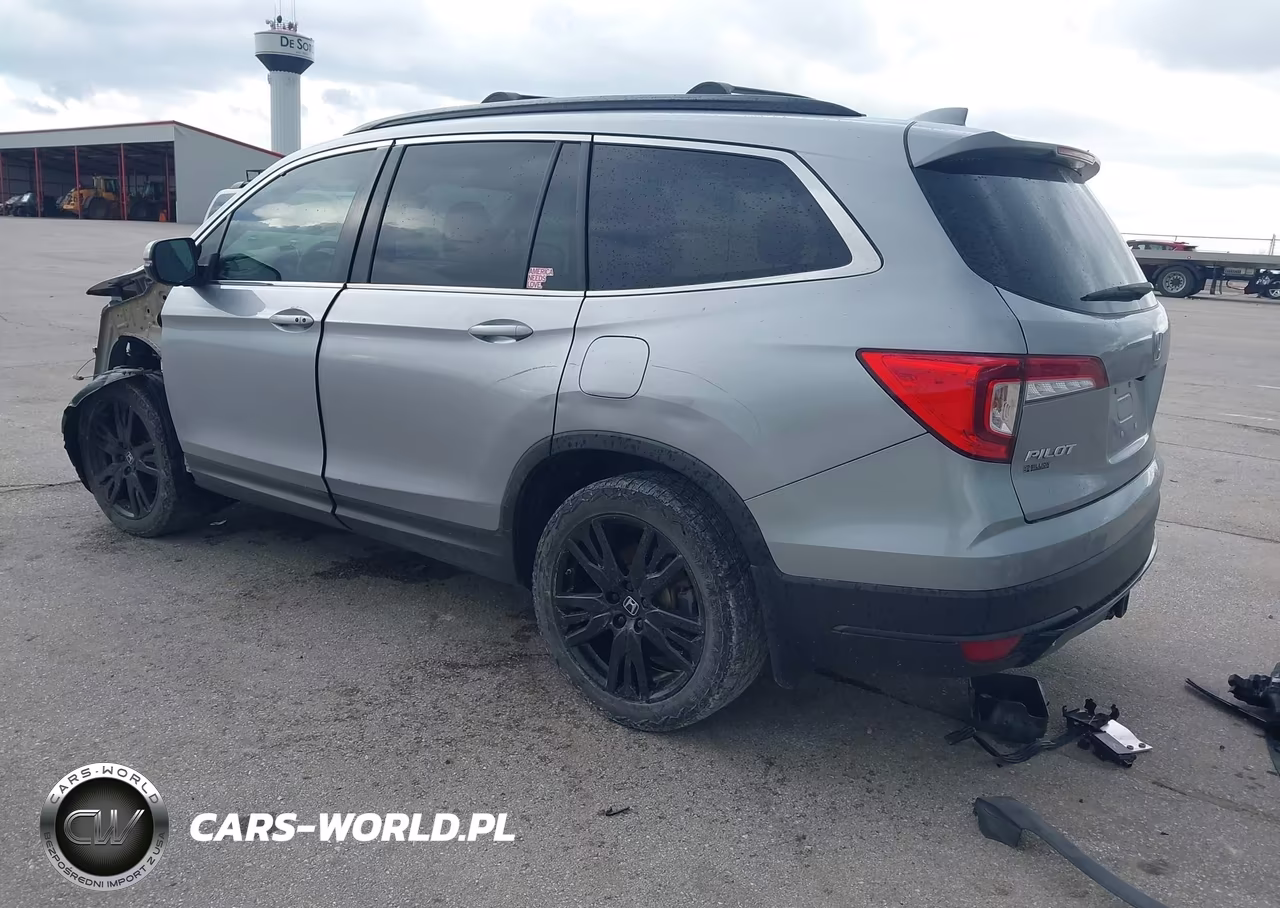 2021 Honda Pilot Awd Special Edition VIN:5FNYF6H23MB024732 - 3