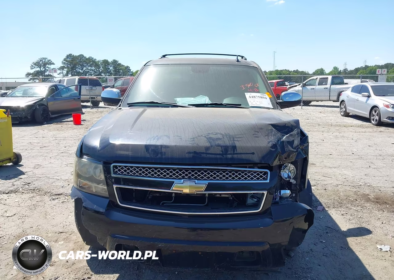 2010 Chevrolet Suburban 1500 Ltz VIN:1GNUKKE31AR188462 - 11