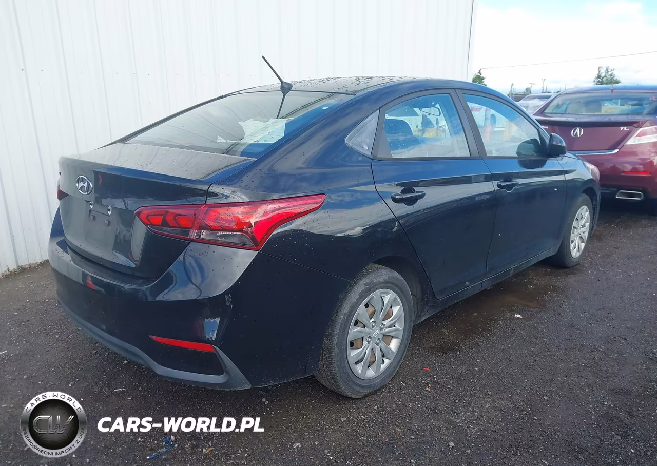 2018 Hyundai Accent Se VIN:3KPC24A30JE033192 - 4