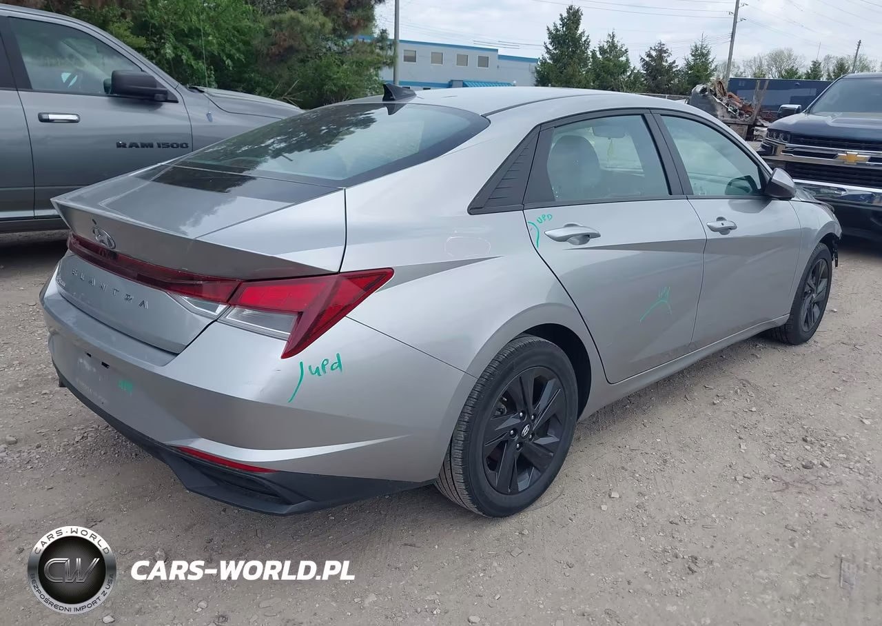 2023 Hyundai Elantra Sel VIN:5NPLM4AG8PH104074 - 4
