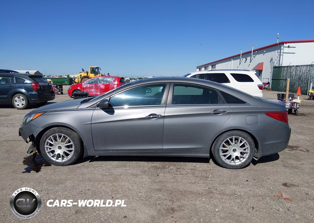 2013 Hyundai Sonata Limited VIN:5NPEC4ACXDH717463 - 15