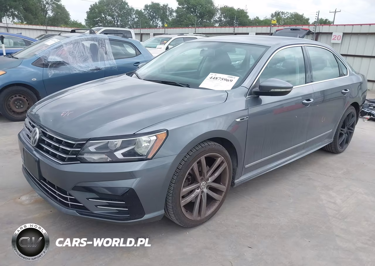 2017 Volkswagen Passat 1.8T R-Line VIN:1VWDT7A3XHC048803 - 2