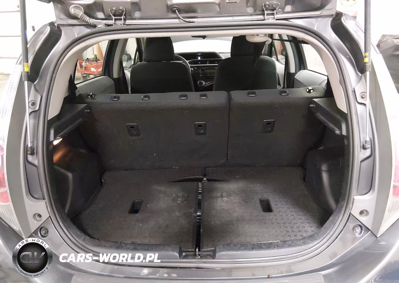 2013 Toyota Prius C Two VIN:JTDKDTB32D1032275 - 18