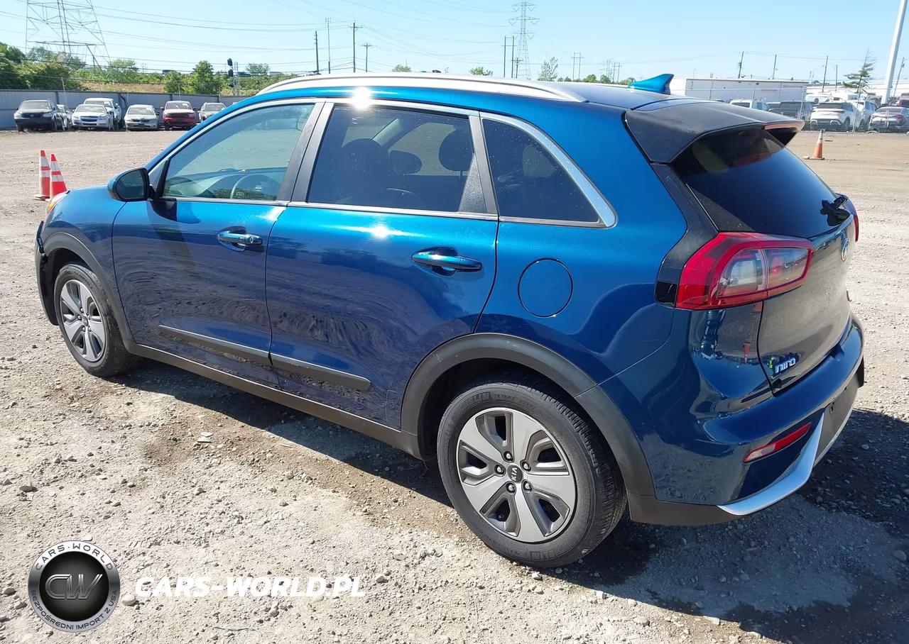 2019 Kia Niro Lx VIN:KNDCB3LC0K5263108 - 3
