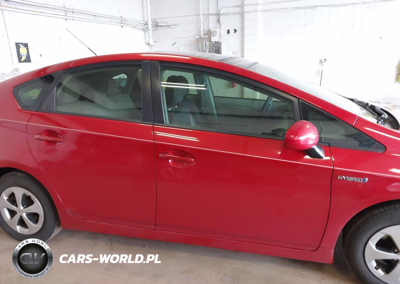 2013 Toyota Prius Three VIN:JTDKN3DU9D5614174 - 13