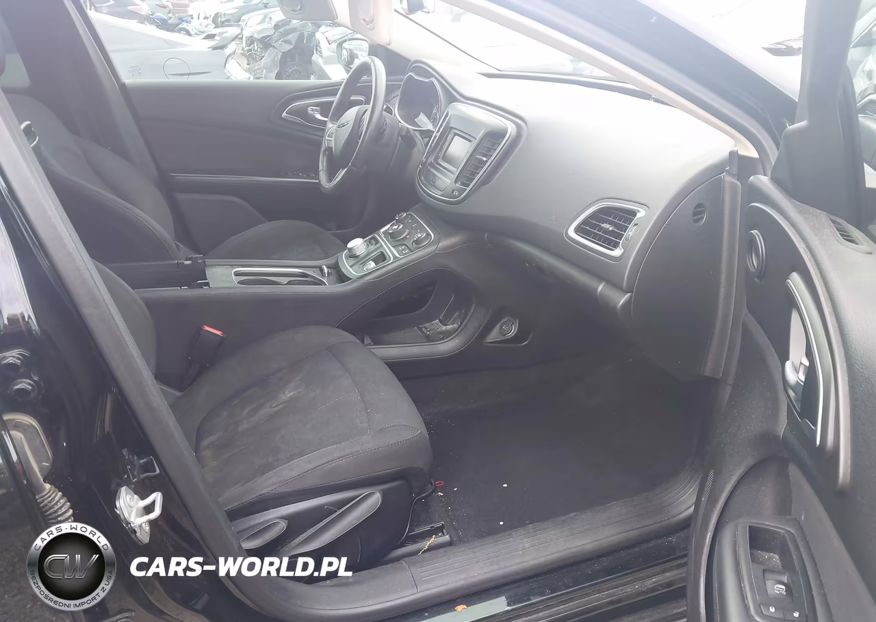 2016 Chrysler 200 Limited VIN:1C3CCCAB0GN126902 - 5