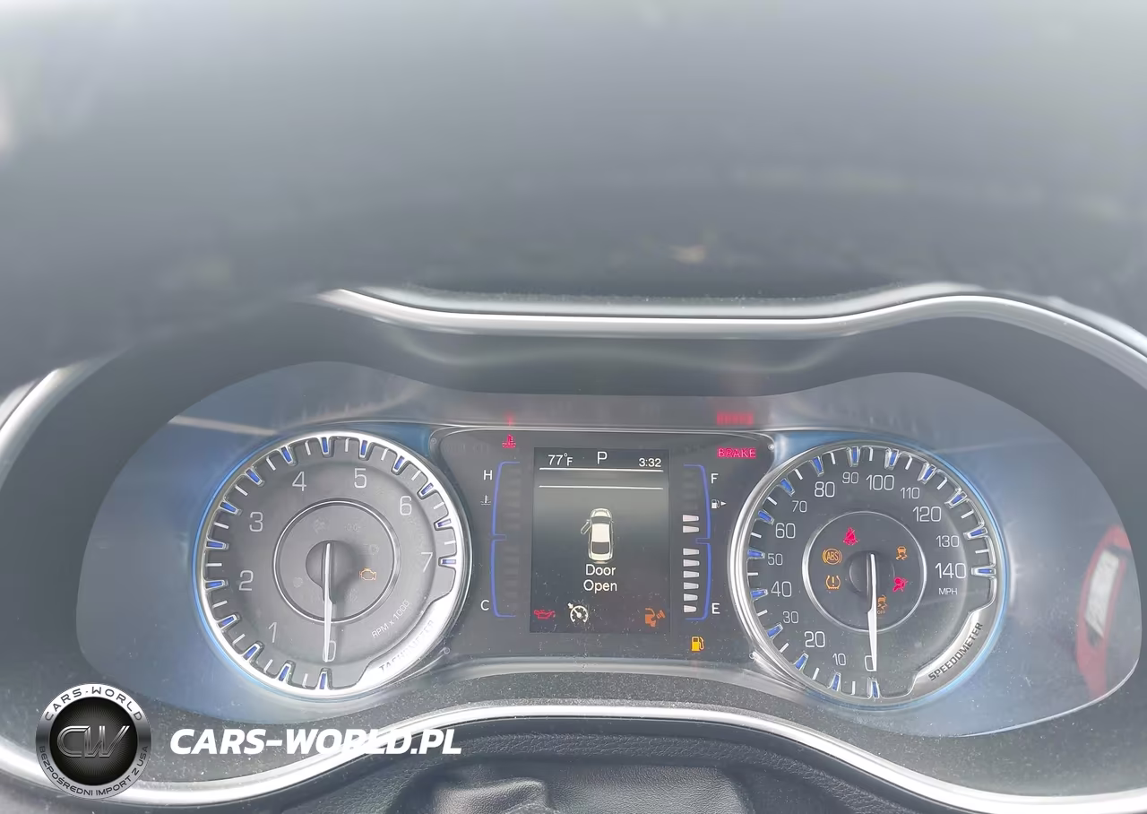 2016 Chrysler 200 Limited VIN:1C3CCCAB0GN126902 - 7