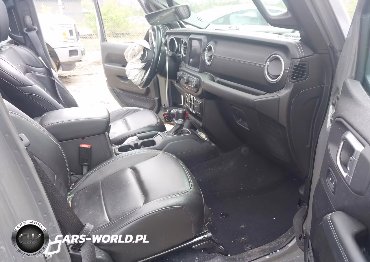 2020 Jeep Gladiator Overland 4X4 VIN:1C6HJTFG3LL173026 - 5