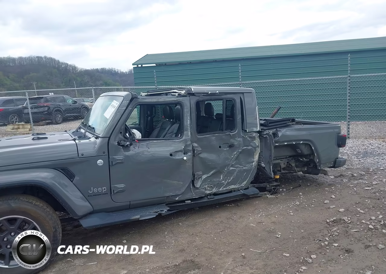 2020 Jeep Gladiator Overland 4X4 VIN:1C6HJTFG3LL173026 - 6