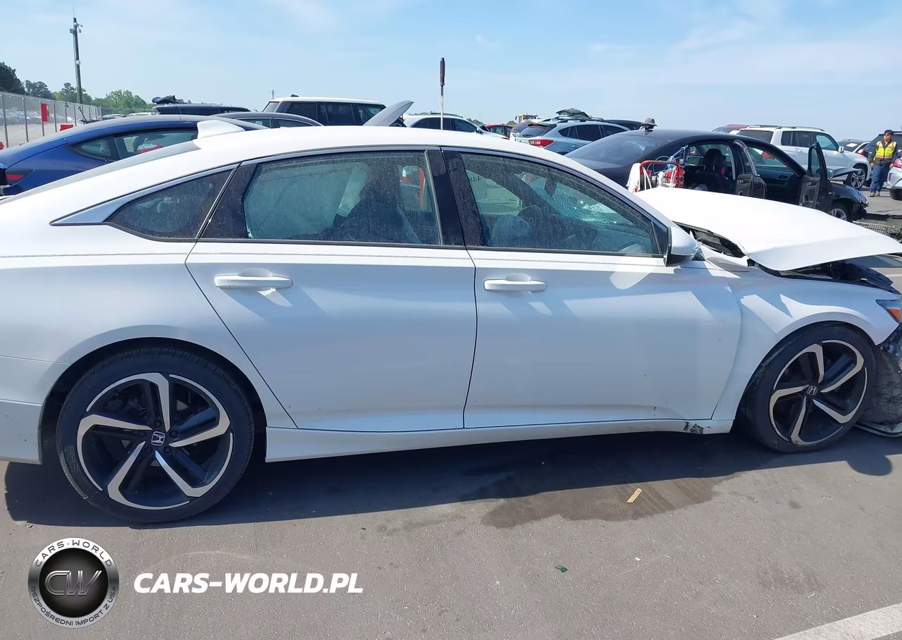 2018 Honda Accord Sport VIN:1HGCV1F33JA075309 - 13