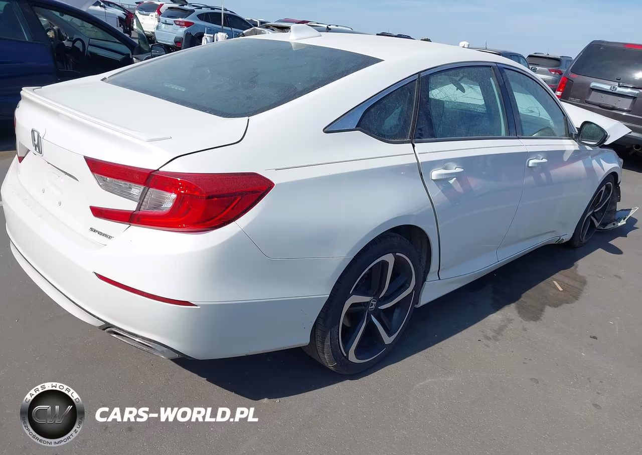 2018 Honda Accord Sport VIN:1HGCV1F33JA075309 - 4