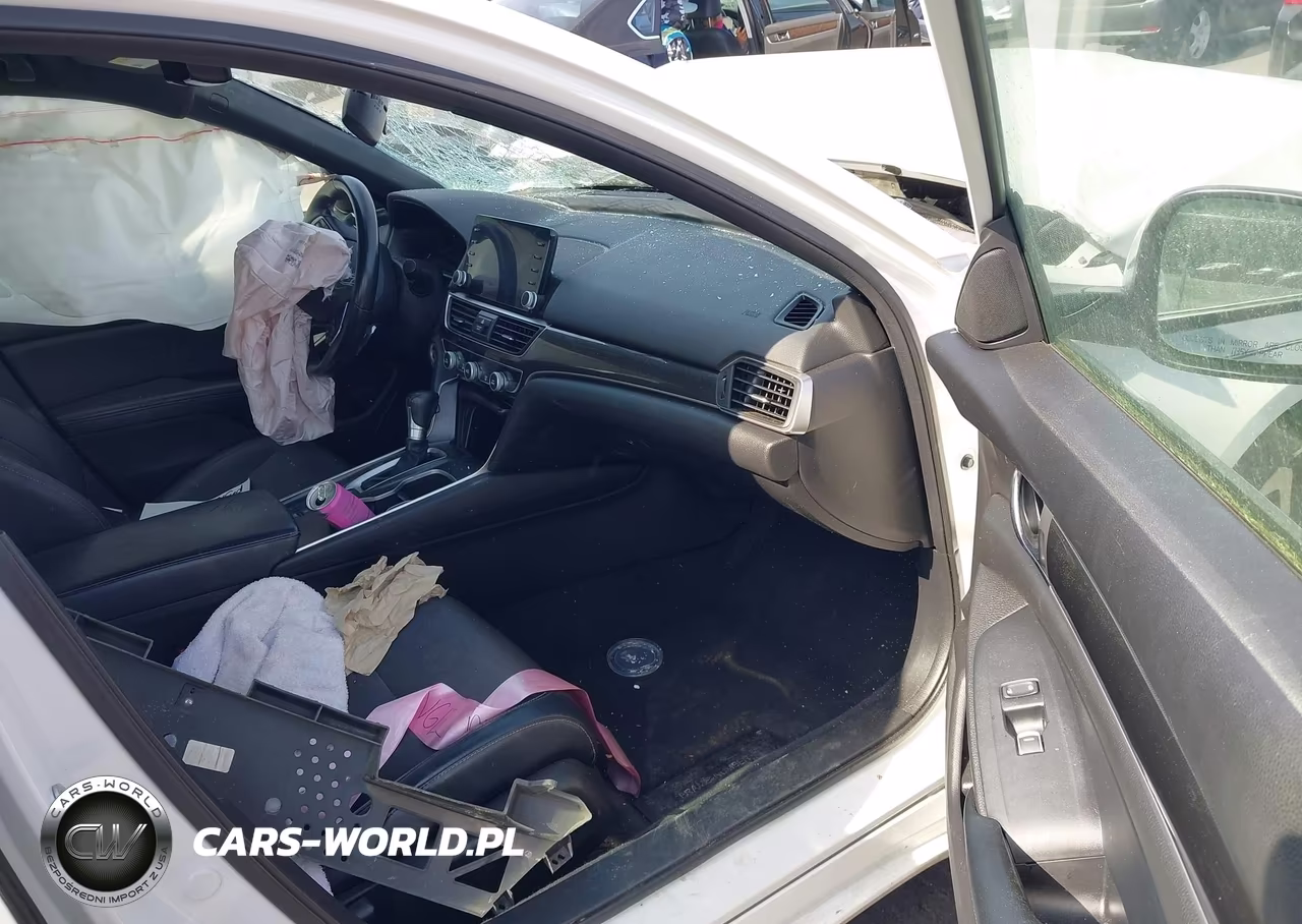 2018 Honda Accord Sport VIN:1HGCV1F33JA075309 - 5