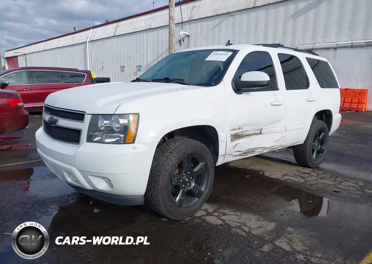 2013 Chevrolet Tahoe Lt VIN:1GNSKBE01DR243722 - 2