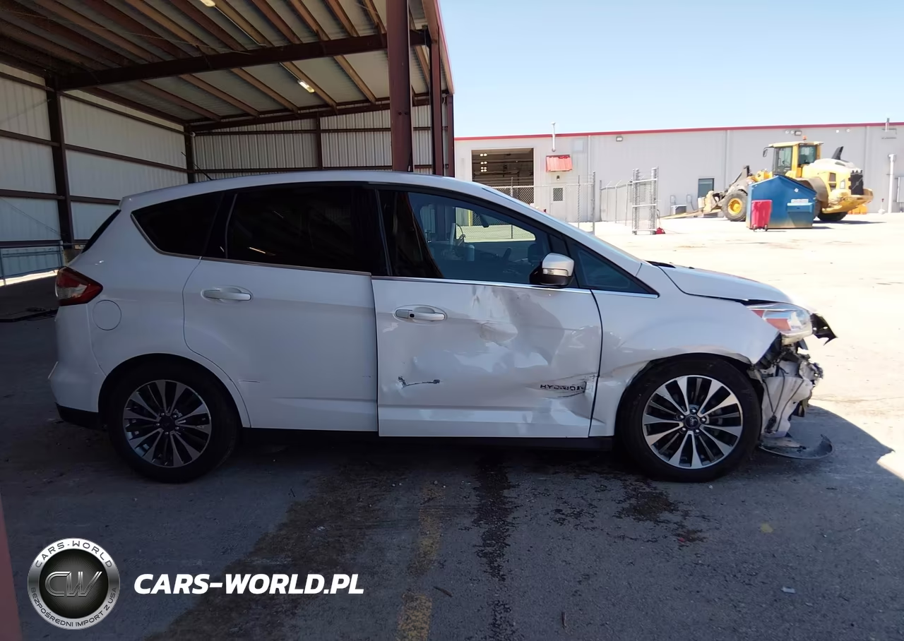 2018 Ford C-Max Hybrid Titanium VIN:1FADP5DU3JL100932 - 14