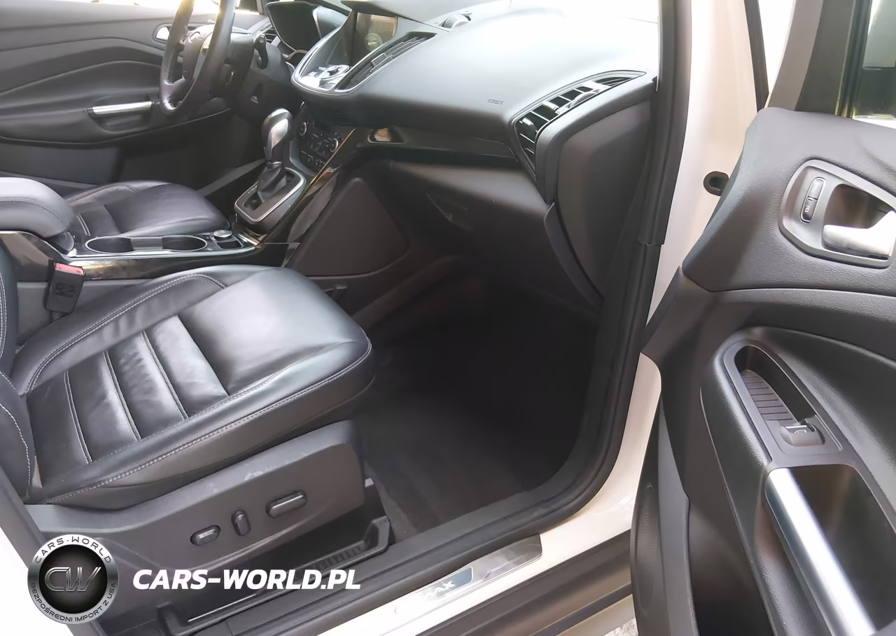 2018 Ford C-Max Hybrid Titanium VIN:1FADP5DU3JL100932 - 5