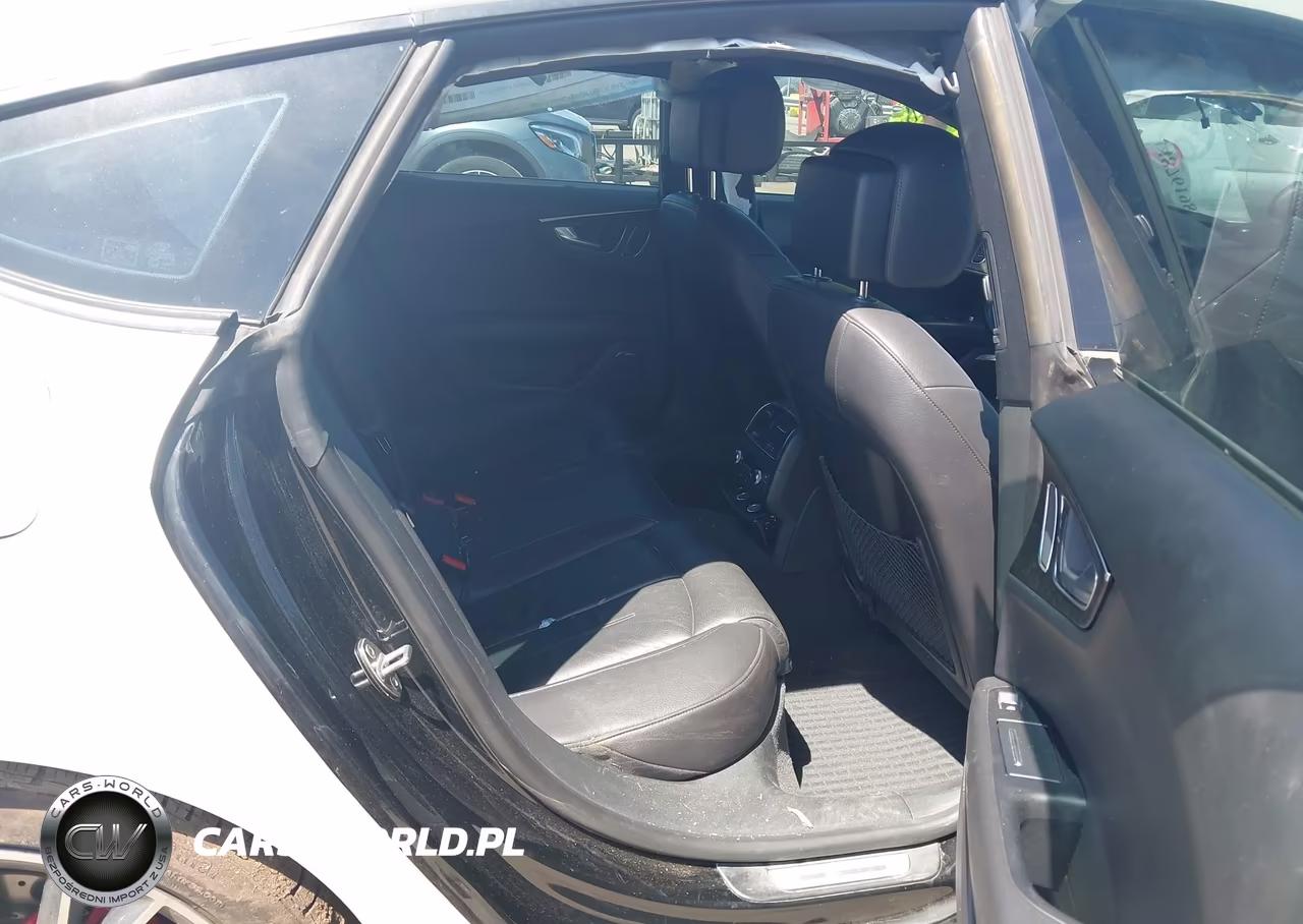 2018 Audi A7 3.0T Premium Plus VIN:WAUW3AFC6JN006136 - 8