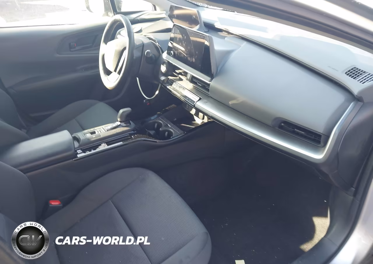 2024 Toyota Prius Le VIN:JTDACAAU3R3020547 - 5