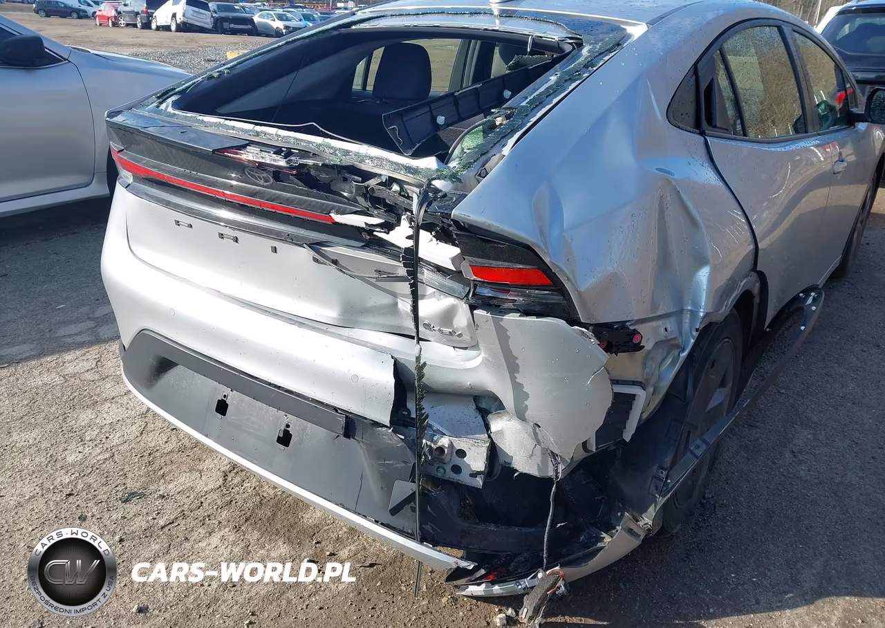 2024 Toyota Prius Le VIN:JTDACAAU3R3020547 - 6