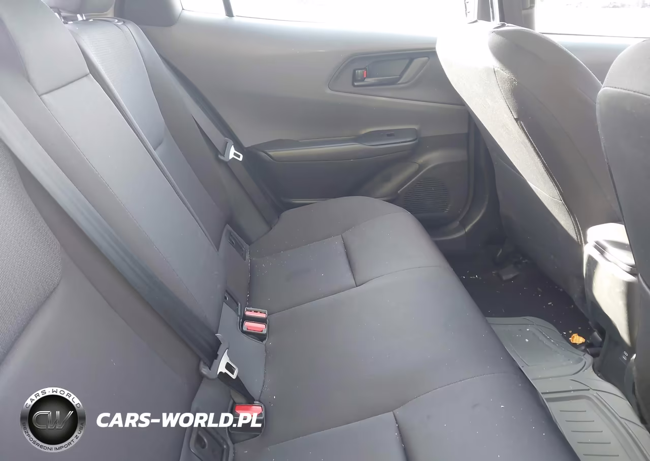 2024 Toyota Prius Le VIN:JTDACAAU3R3020547 - 8