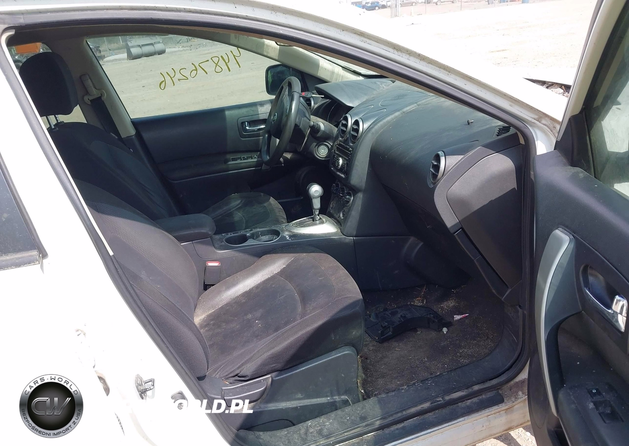 2013 Nissan Rogue S VIN:JN8AS5MV3DW665872 - 5