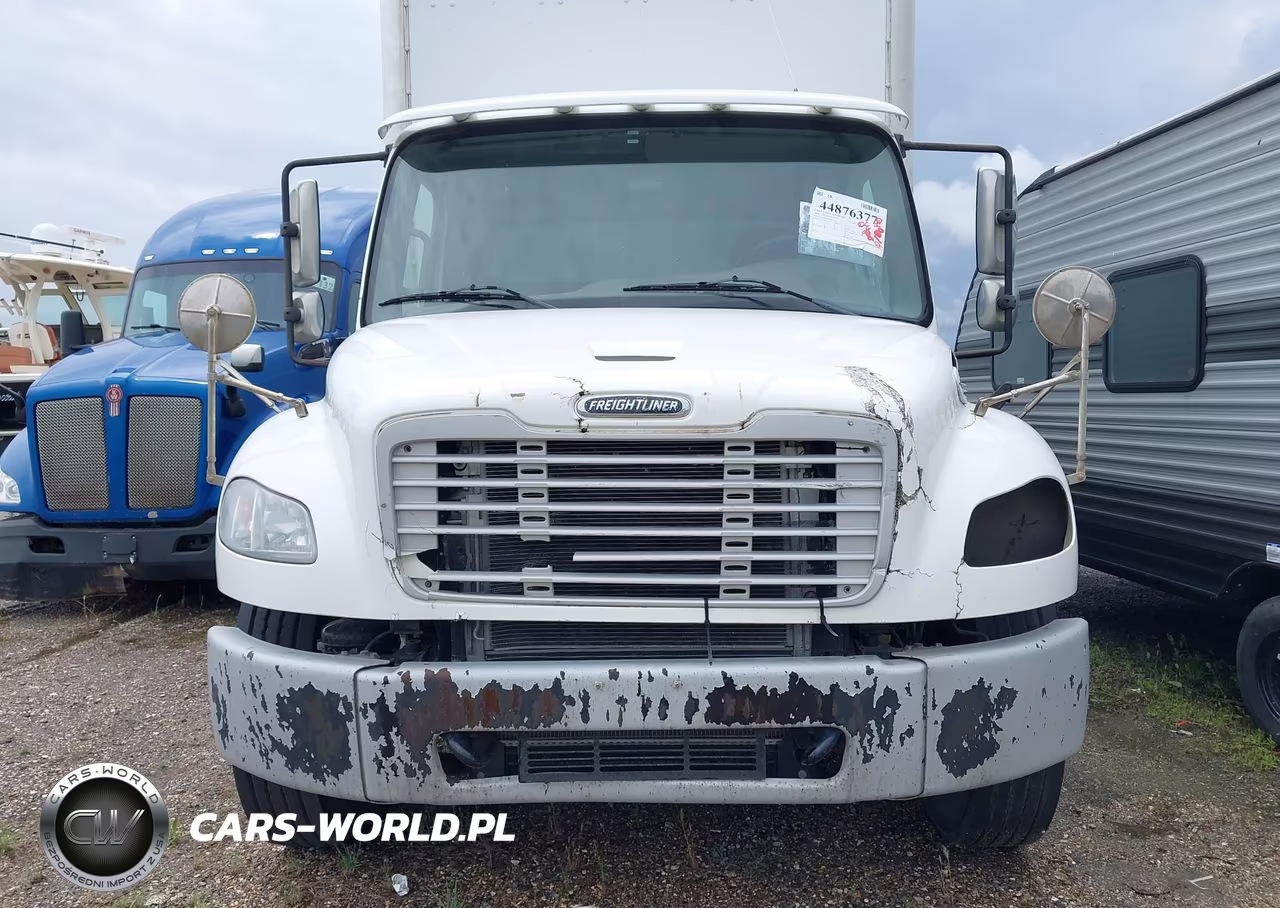 2018 Freightliner M2 106 VIN:1FVACXFC6JHJR2117 - 14
