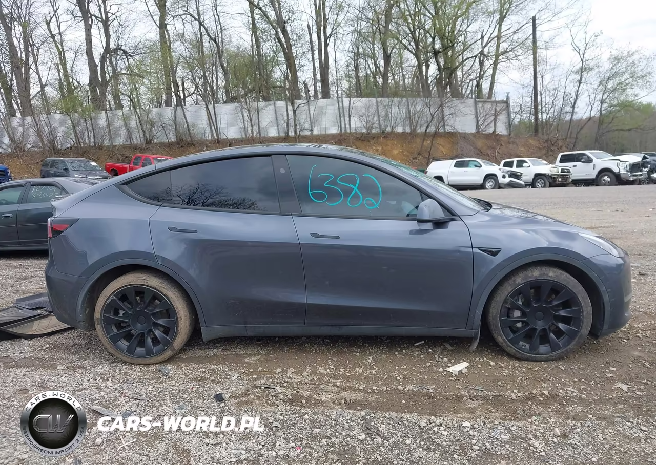 2023 Tesla Model Y Awd-Long Range Dual Motor All-Wheel Drive VIN:7SAYGAEE9PF964944 - 13